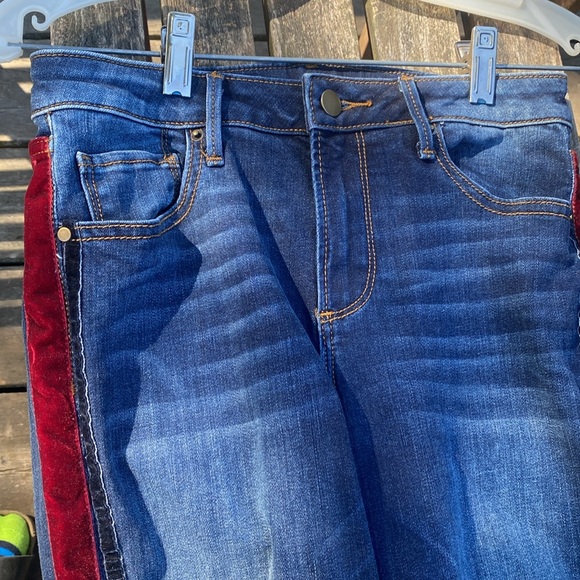 Women's Aqua Tuxedo Stripe Jeans - Picture 3 of 6